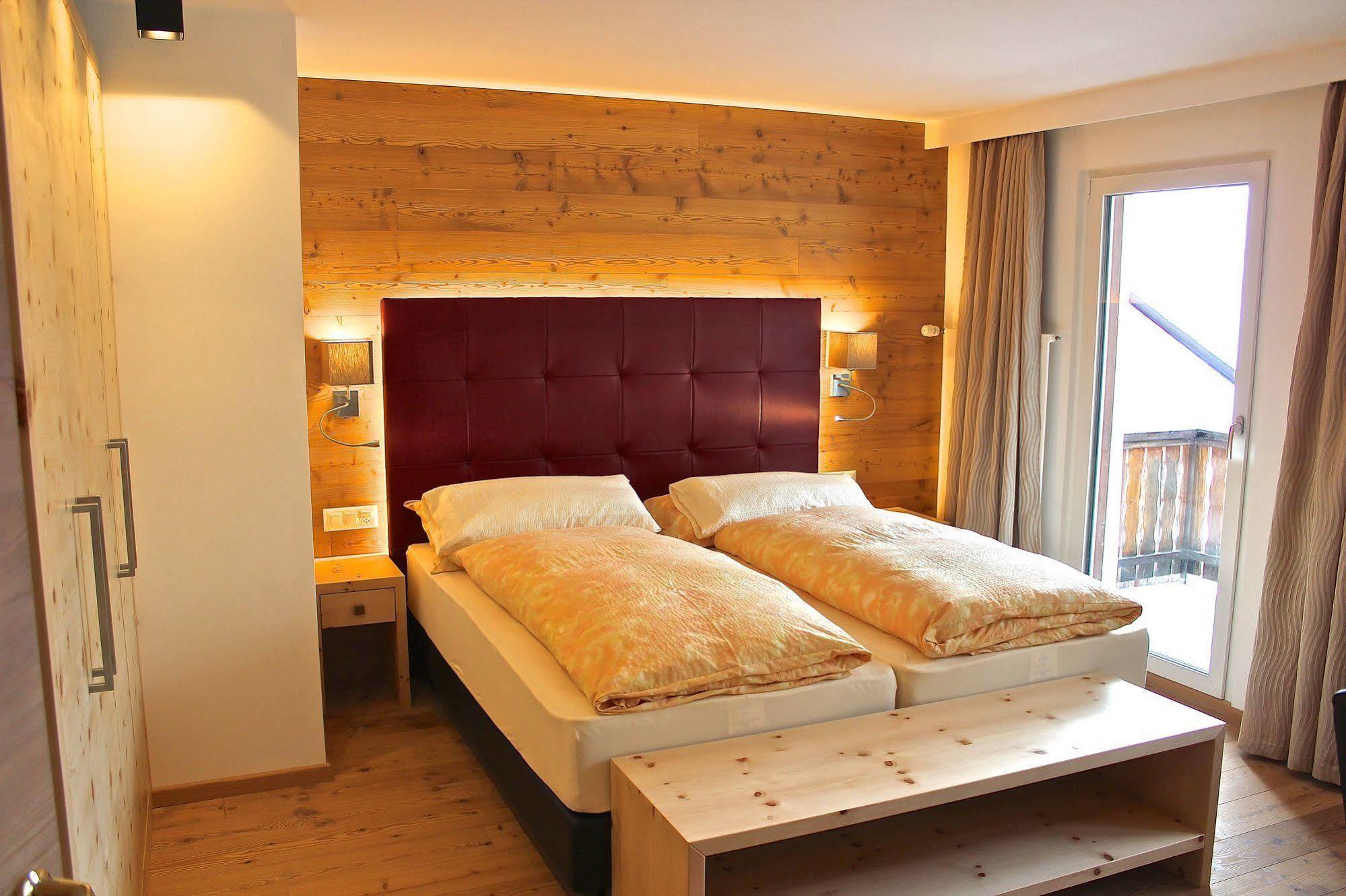 Hotel Conrad Scuol Exterior foto