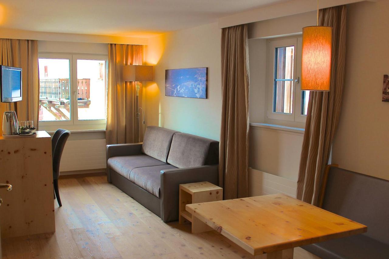 Hotel Conrad Scuol Quarto foto